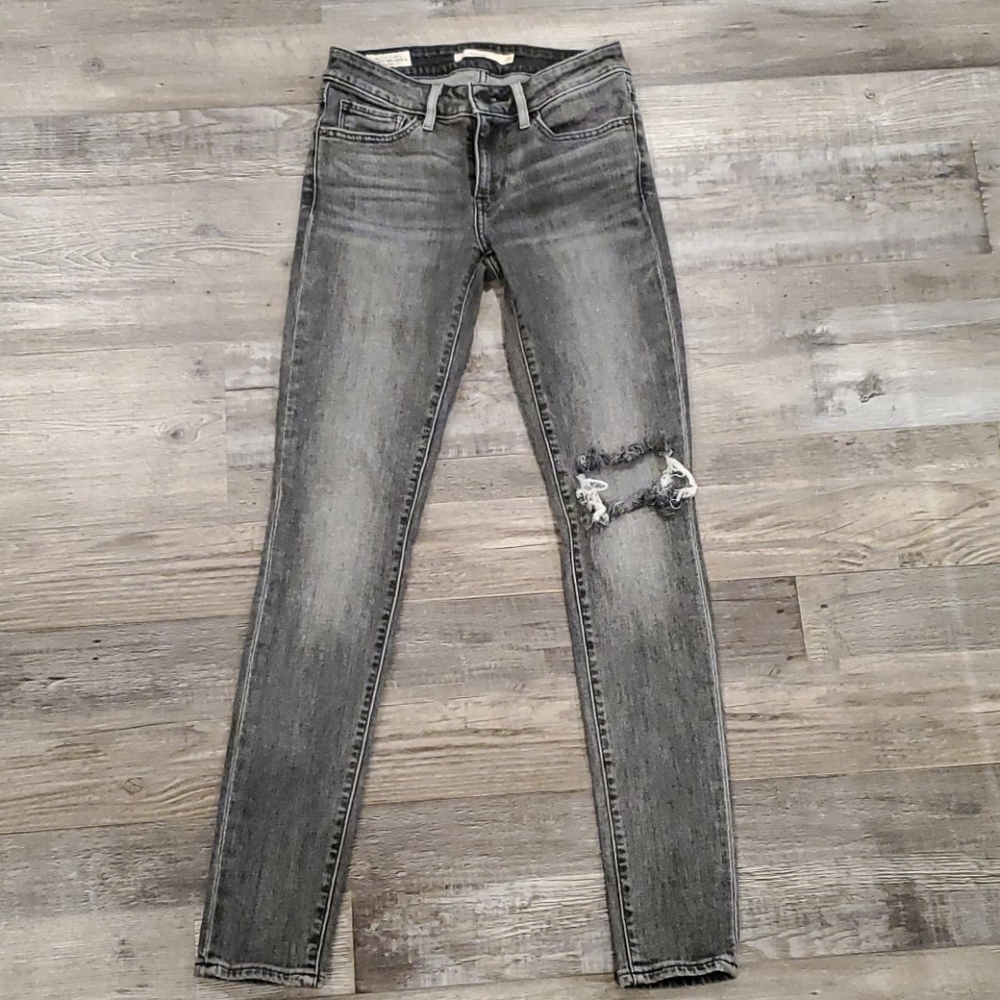 Levi's Premium 711 Jeans